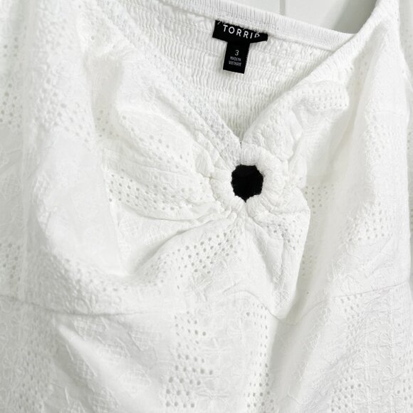 Torrid Eyelet Cotton Keyhole Off Shoulder Crop Top - Picture 4 of 7